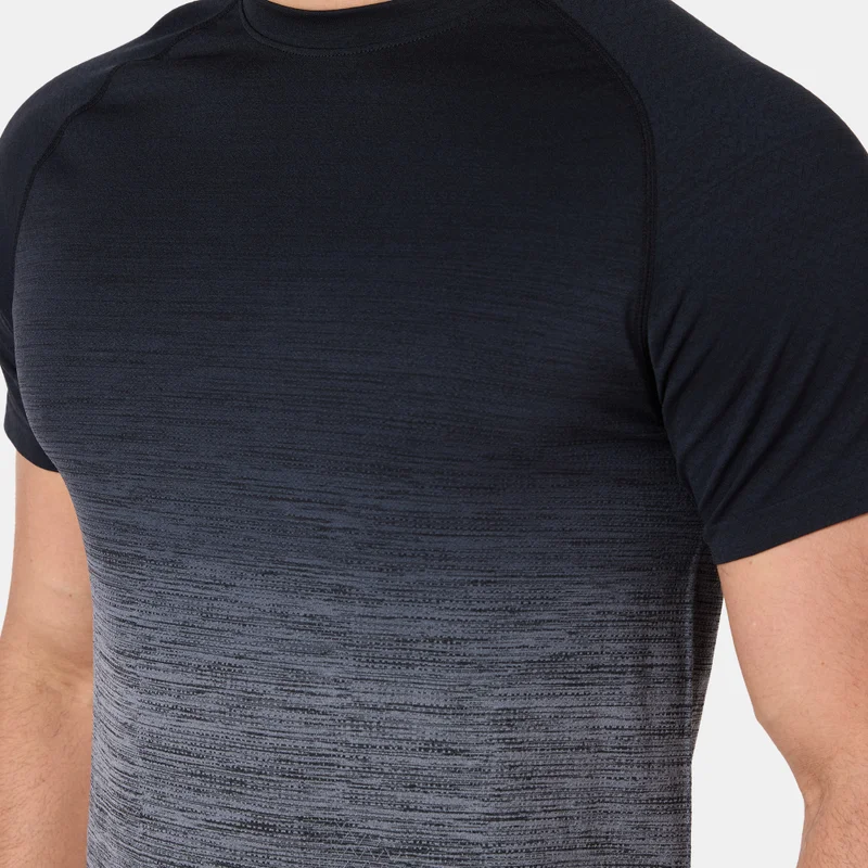 Sun And Sand Sports Black Men's Seamless T-Shirt for Men | Best Price UAE