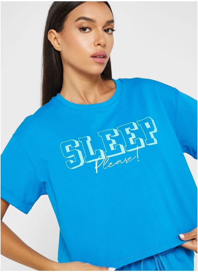 Isla & Evie Crew Neck Graphic Detail T-Shirt