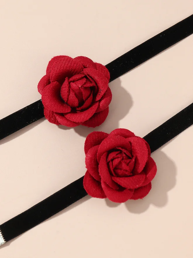Take Two Take Two Set of 2 - Flower Necklace and Bracelet