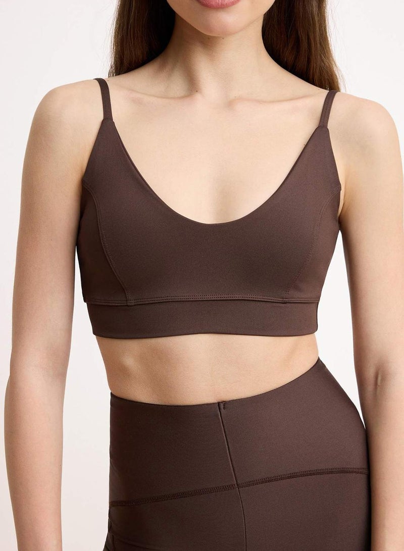 trendyol Dark Brown Supportive/Shape-Enhancing Knitted Sports Bra with Straps - Image 3