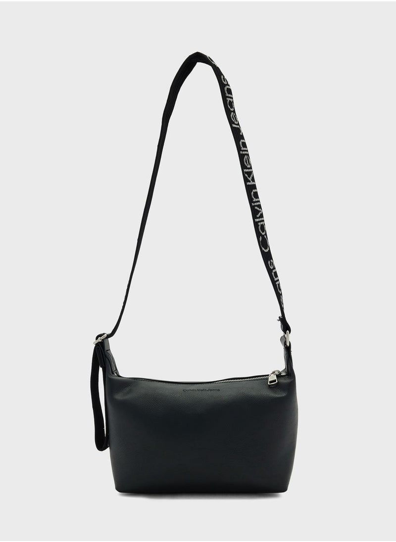 Calvin Klein Jeans Ultralight Crossbody  - Image 2
