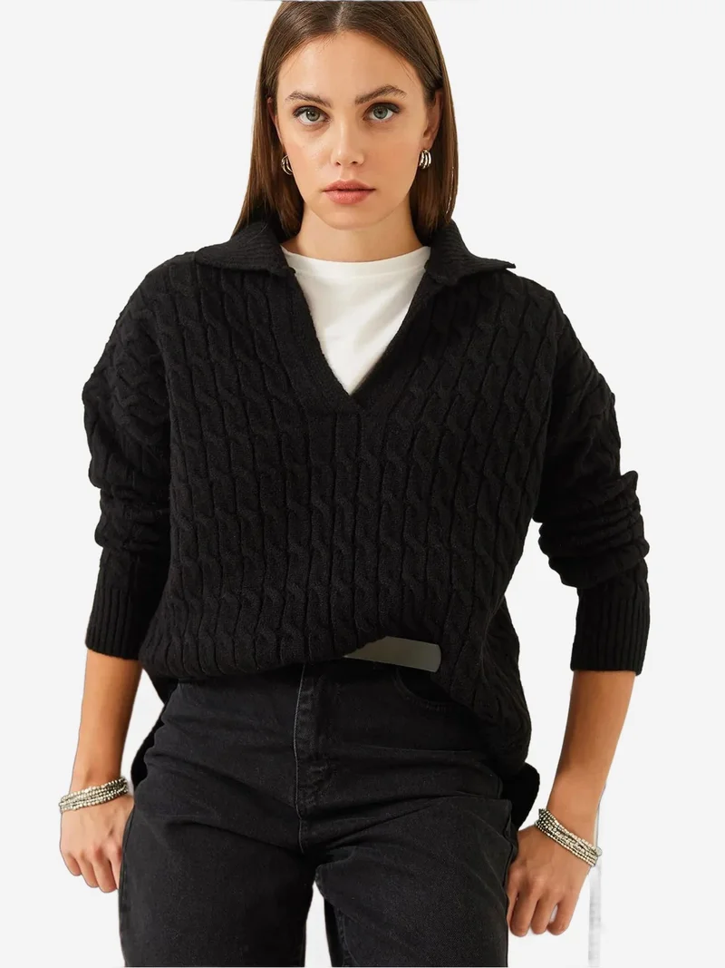 بيانكو لوتشي كنزة بياقة على شكل حرف  بنقشة بارزة ومقاس مريح