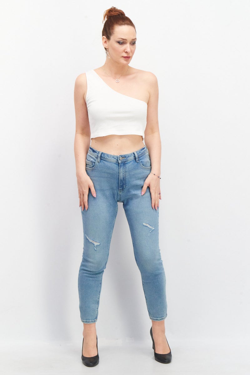 Sinsay Women Asymmetrical Neck Sleeveless Textured Crop Top, White  - Image 2