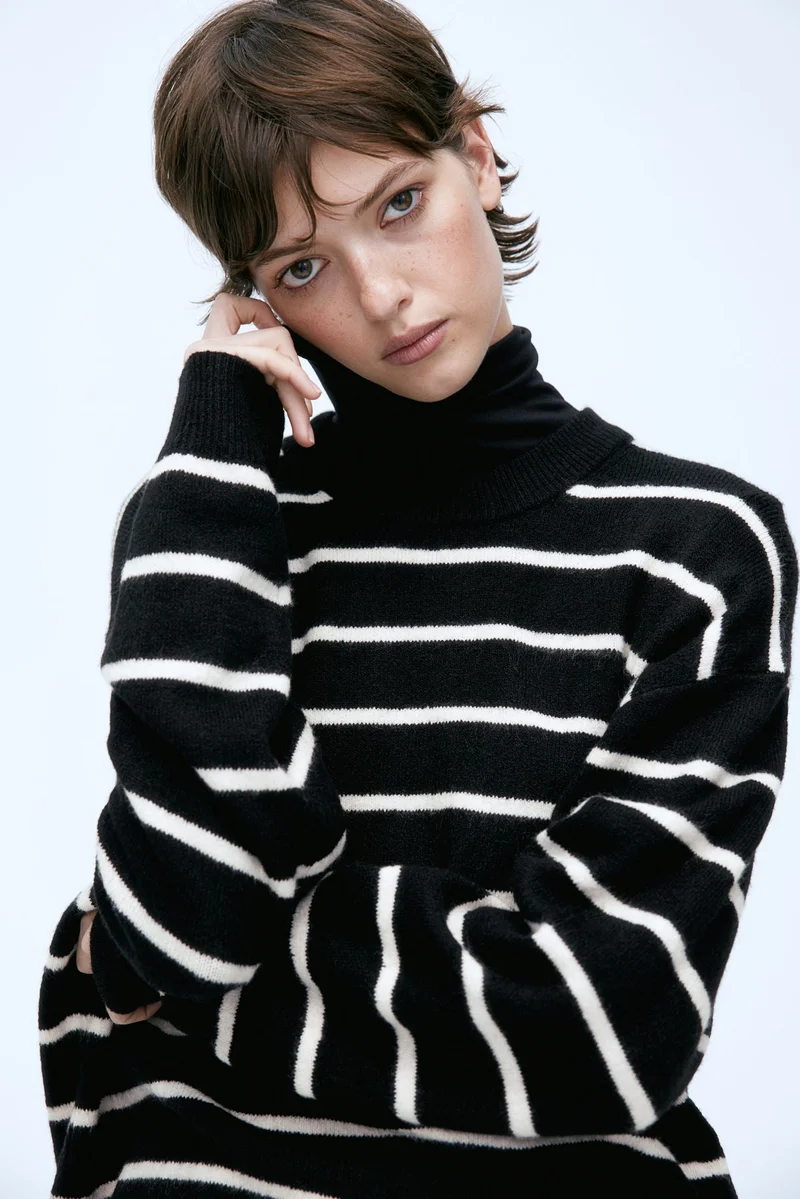 H&M Knitted jumper