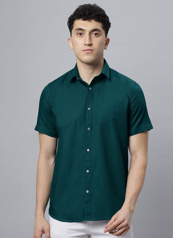 Hence Men Spread Collar Solid Cotton Slim Fit Casual Shirt in Green - Image 1
