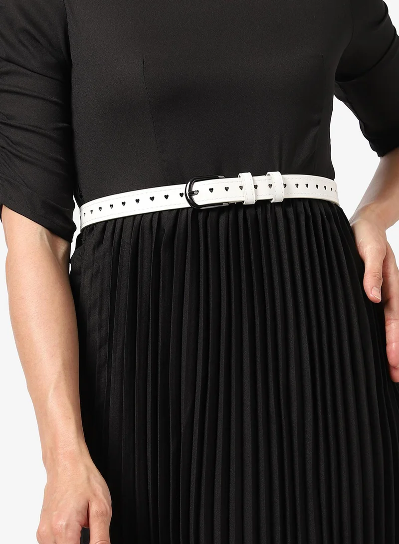 صوص هاوت White Solid Waist Belt