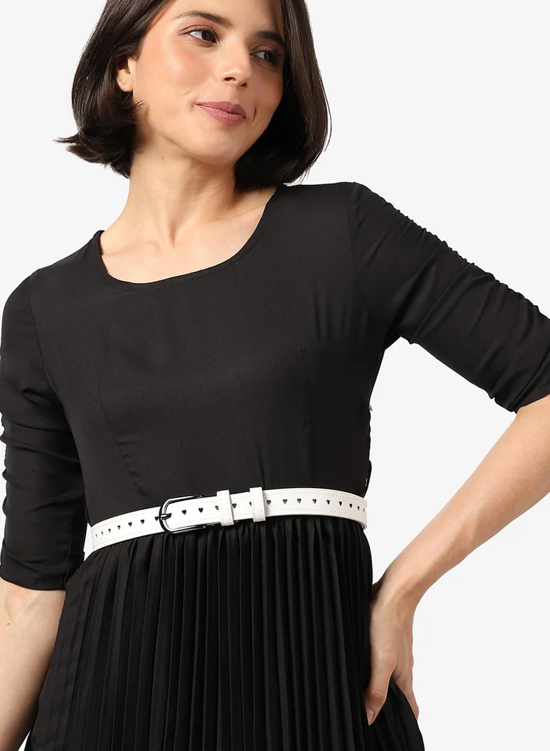 صوص هاوت White Solid Waist Belt