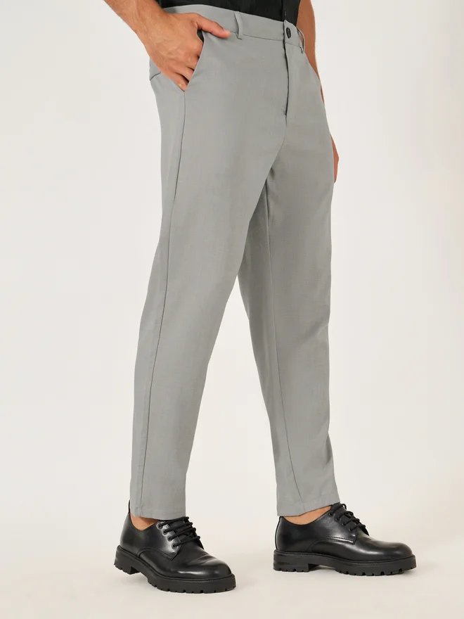 Styli Styli Men Solid Flat Front Chino Pants with Belt Loops