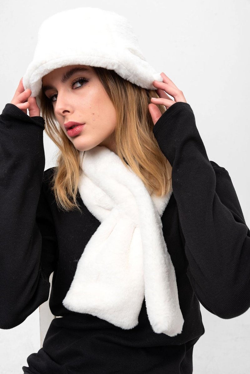 Saria Moda Saria Fashion Women 2 Piece Set Plush Bucket Hat Neck Scarf  - Image 1