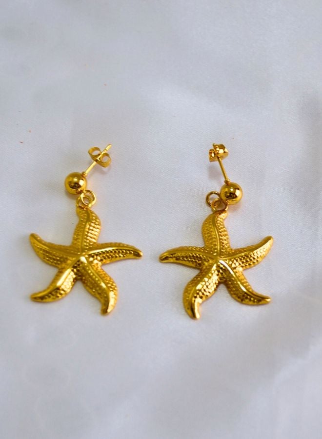 Andaazs Women’s Starfish Stud Earrings – 18K Gold-Plated Stainless Steel with Textured Finish – Waterproof & Hypoallergenic Beach-Inspired Jewelry - Image 3