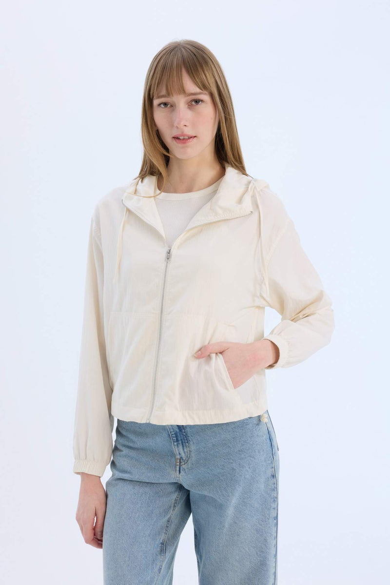 DeFacto Waterproof Regular Fit Raincoat - Image 4