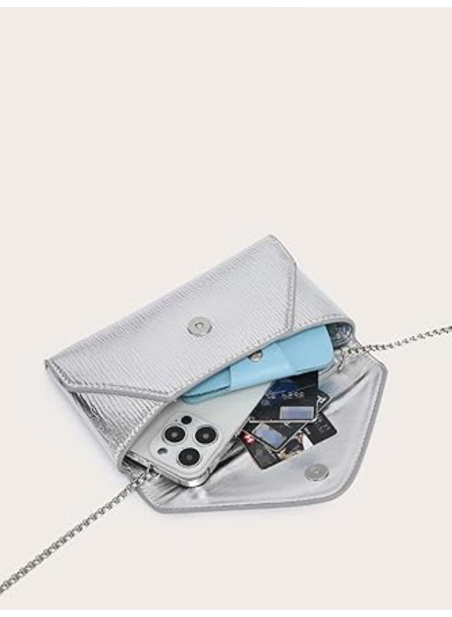 Women's envelope-style crossbody bag, chain shoulder bag, with space for phone, cards, and keys. - Image 2