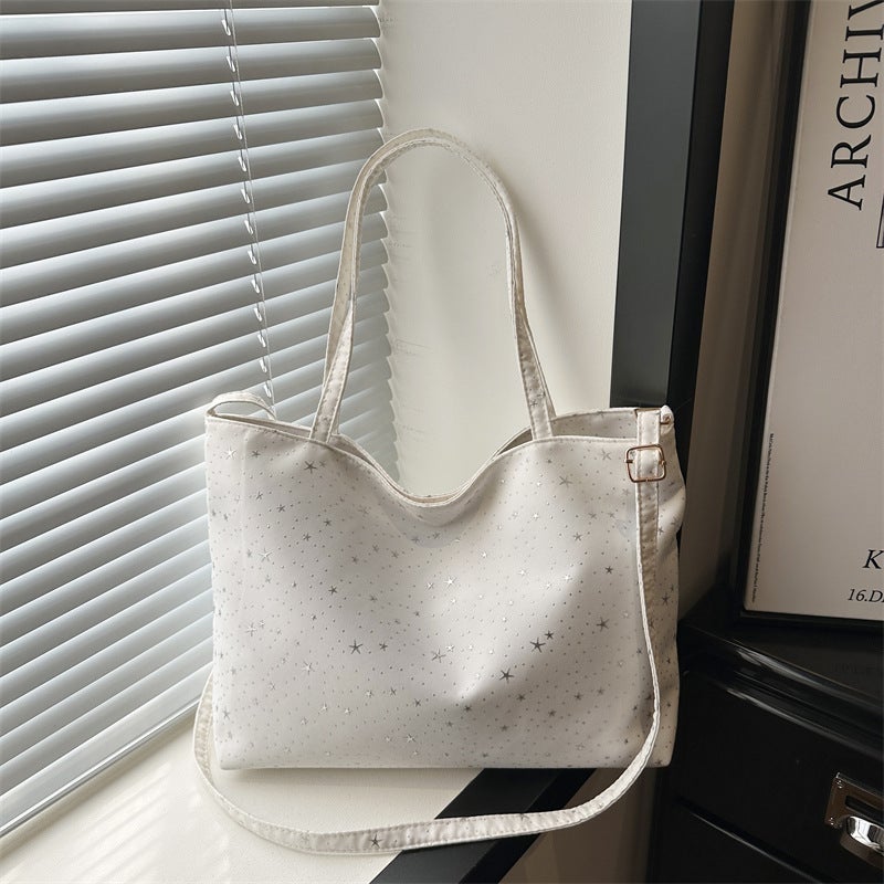 Minimalist Dark Tone Star Pattern Big Capacity Shoulder Tote Bag Brand Label Front Detail Decorative Detachable Chain Multi-scene Foldable Bag For Travel Grocery Shopping Student School Essential - Image 1