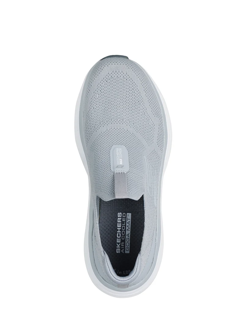 SKECHERS Max Cushioning Endeavour