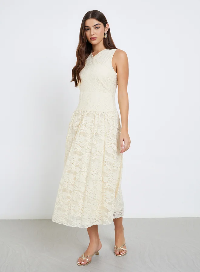 ستايلي فستان ميدي بدون أكمام