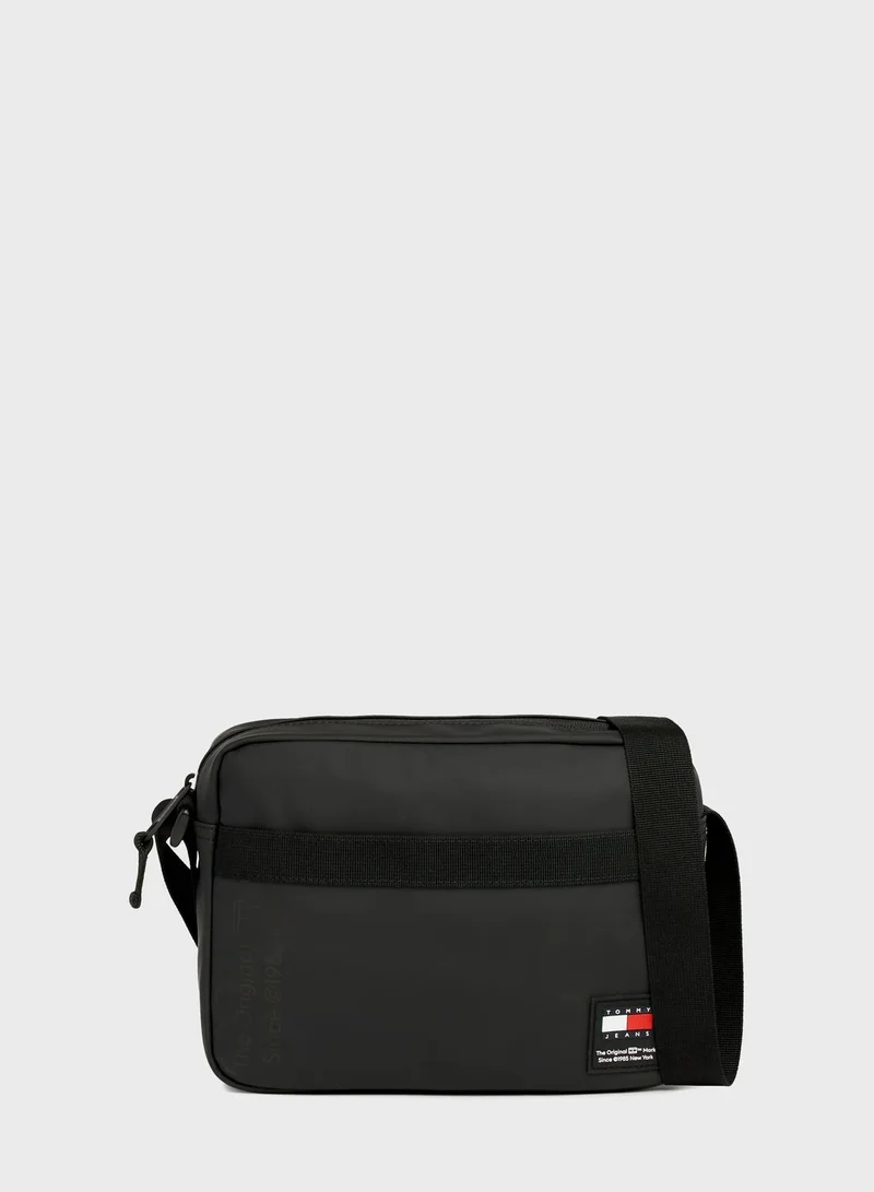 TOMMY JEANS Logo Camera Bag