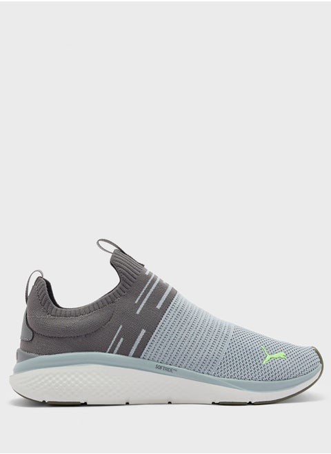 Softride Pro Echo Slip Ons