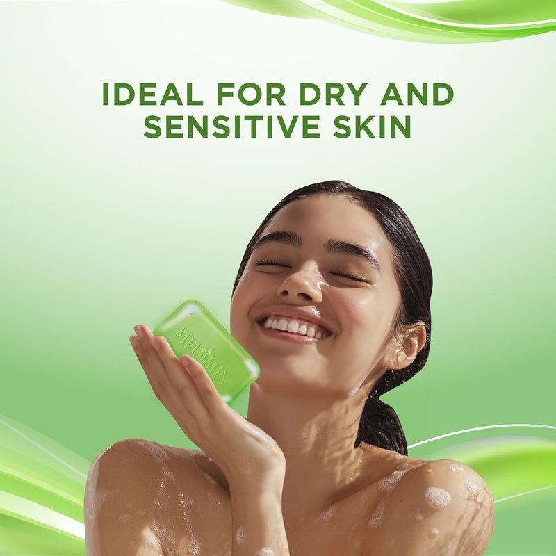 Medimix صابون الاستحمام الشفاف الأيورفيدي ميديمكس المصنوع تقليديًا 125 جرام 3 في 1 مجموعة مدمجة مع الجلسرين وزيت لاكشادي فعال للبشرة الجافة - Image 4