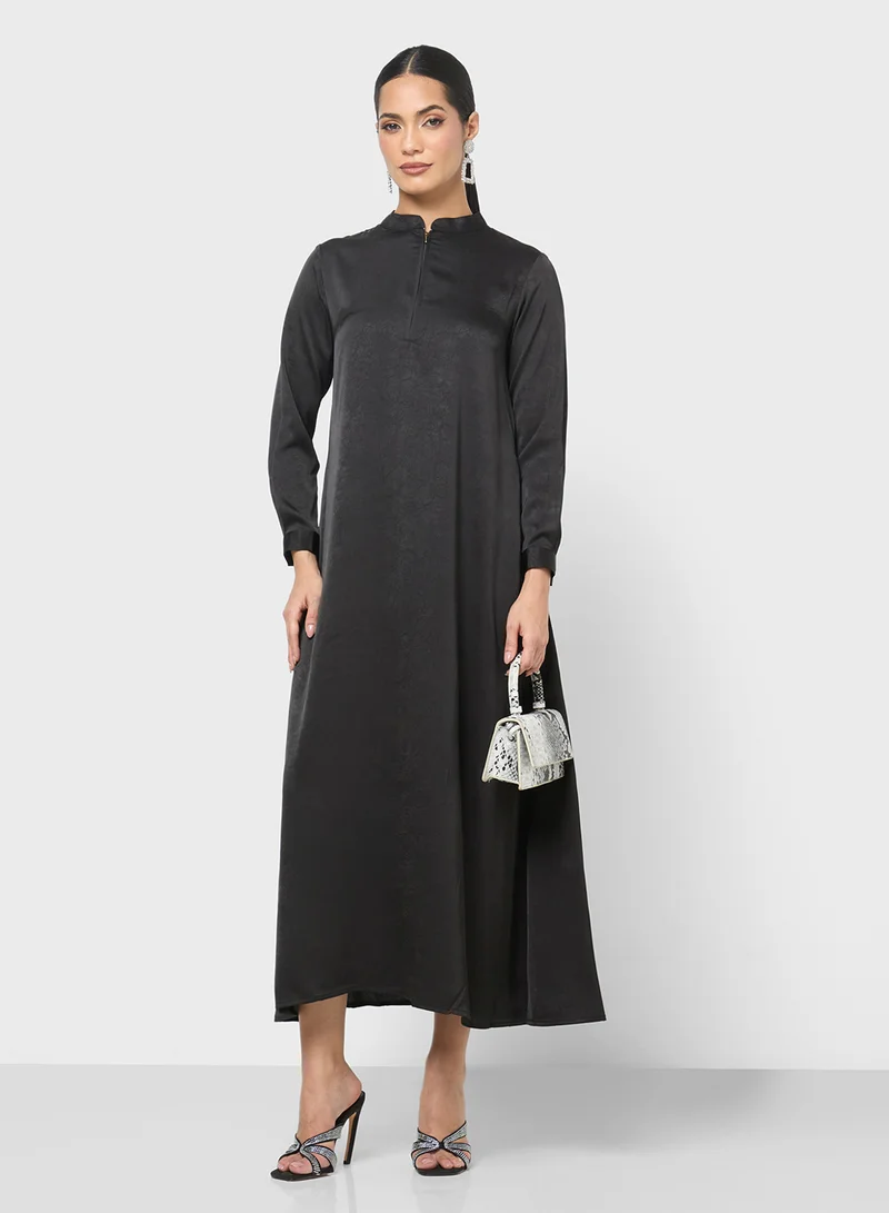 Khizana Basic Closed Abaya