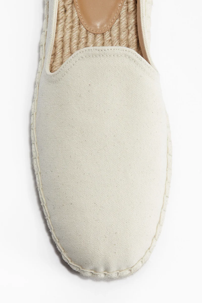 اتش اند ام حذاء إسبادريل من قماش الكانفاس