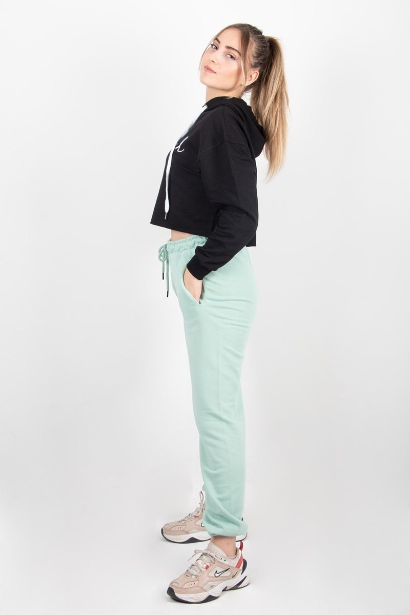 RICH سروال رياضي نسائي بأرجل مرنة وم pockets  - Image 3