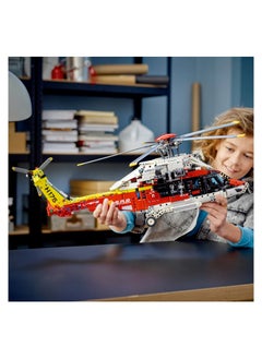 LEGO LEGO - Technic Airbus H175 Rescue Helicopter 2001 Pieces - 42145  - Image 3