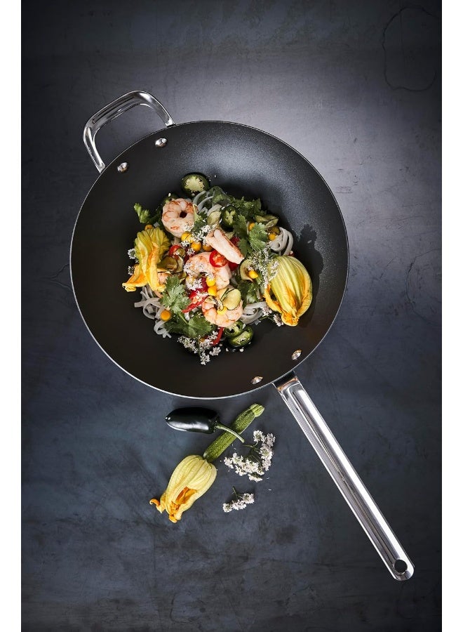 Scanpan Black Iron Wok Pan 30 cm Premium Carbon Steel High Temperature Resistance Multifunctional Pan with Ergonomic Handle Oven Safe - Image 5