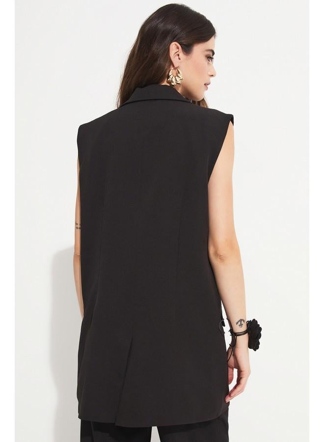 جون فيست نسائي أسود بياقة بأزرار وتفاصيل منسوجة بمقاس واسع - Image 5