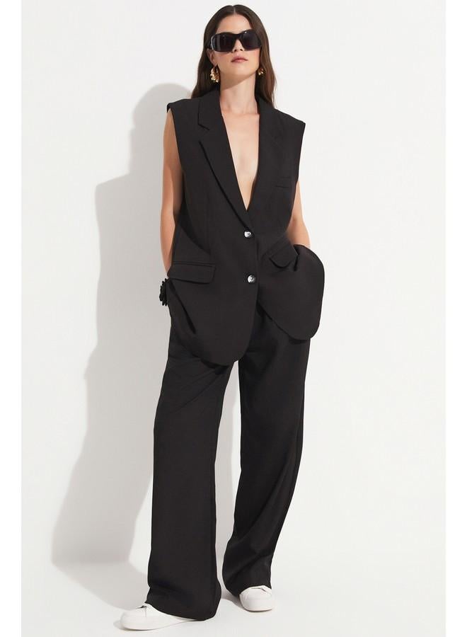 جون فيست نسائي أسود بياقة بأزرار وتفاصيل منسوجة بمقاس واسع - Image 4