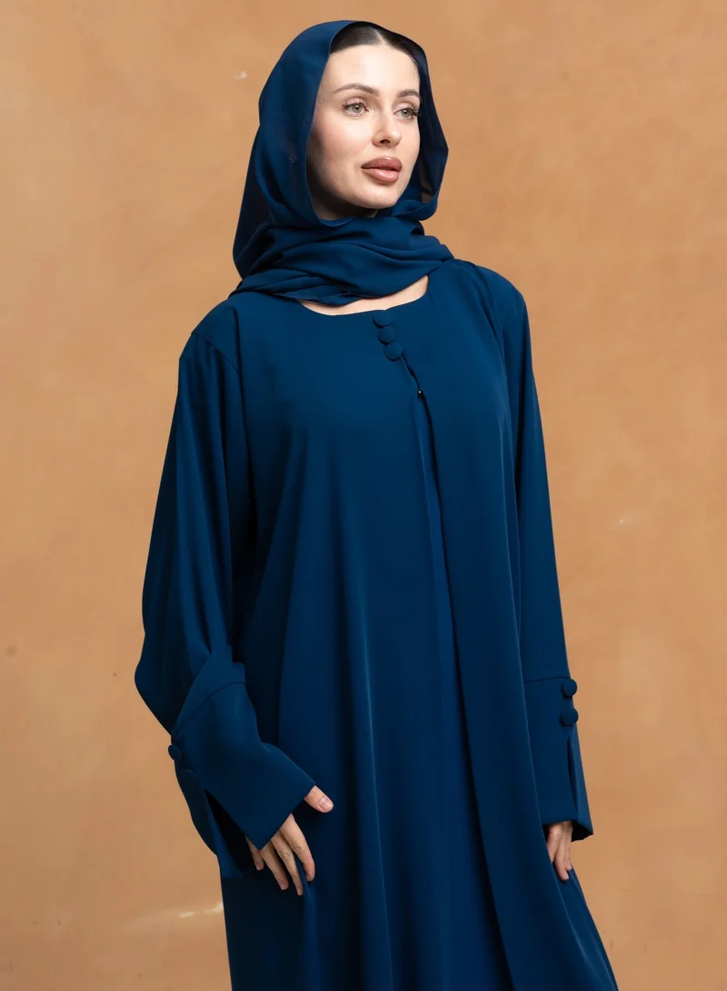 ميم باي ماريا عباية مفتوحة من الأمام