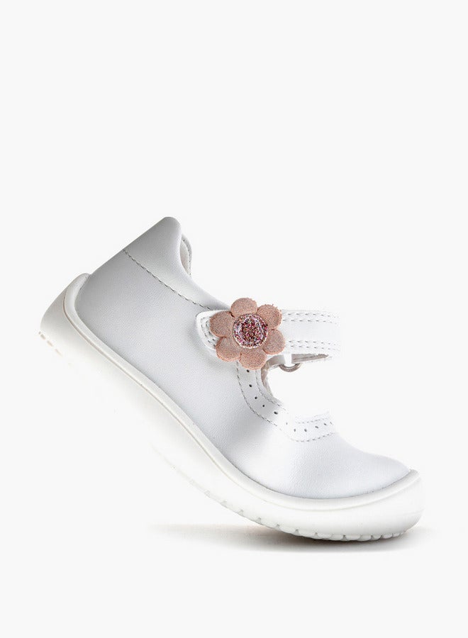 Pablosky Girls' Mary Jane School Shoes with Hook and Loop Closure - Image 5