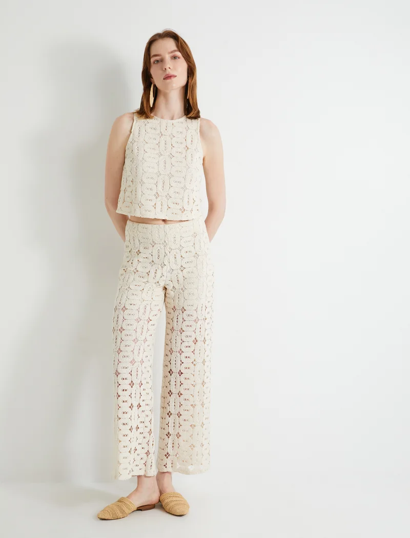 كوتون Straight Leg Medium Rise Crochet Trousers