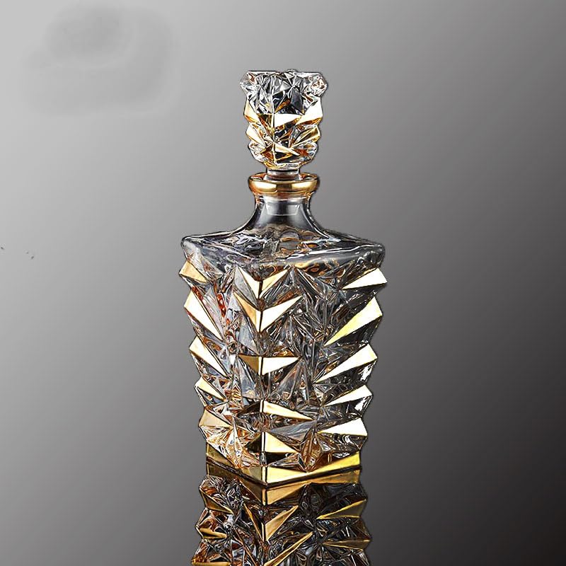 FALKOR Luxury Glassware - Anubis Decanter Elegant Classy Decanter with Gold Styling- Drinking Party Accessory - for Whiskey, Liquor, Scotch, Bourbon, Vodka or Wine - 850ml - Image 3