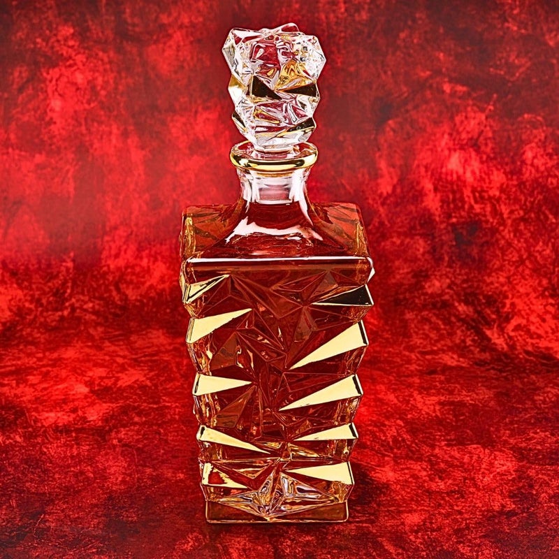 FALKOR Luxury Glassware - Anubis Decanter Elegant Classy Decanter with Gold Styling- Drinking Party Accessory - for Whiskey, Liquor, Scotch, Bourbon, Vodka or Wine - 850ml - Image 4