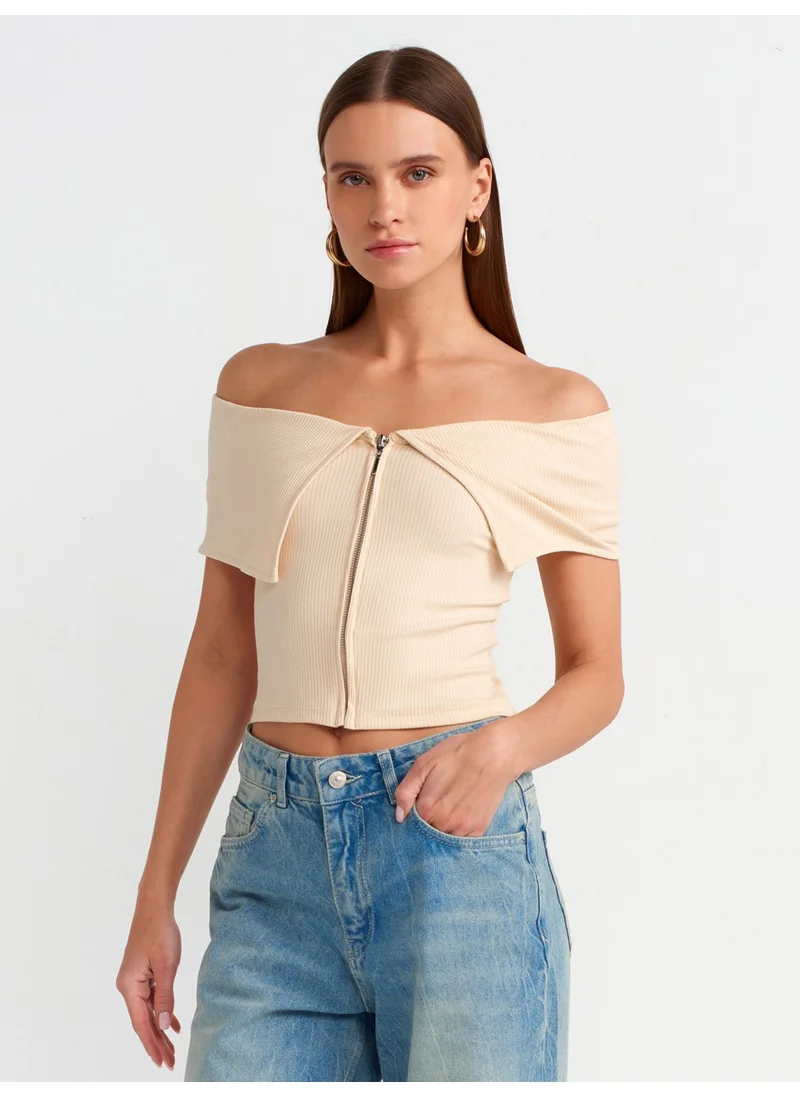 Dilvin 30748 Off Shoulder Zipper Detailed Top-Beige