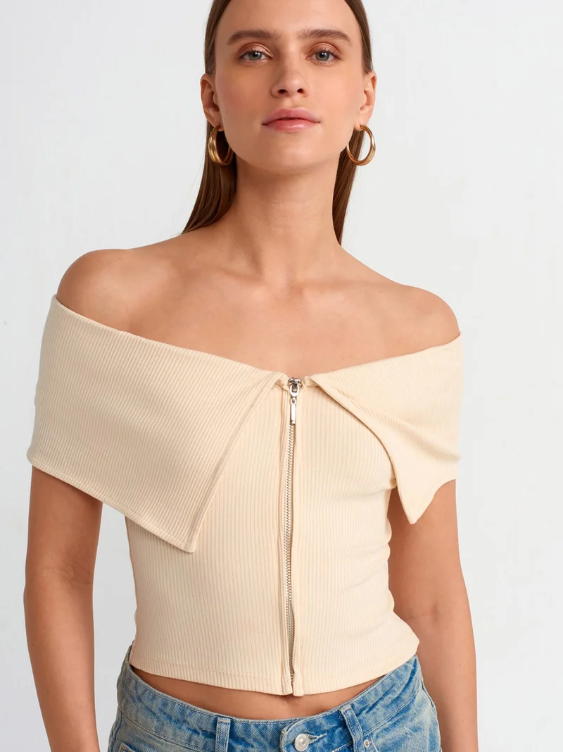 ديلفين 30748 Off Shoulder Zipper Detailed Top-Beige