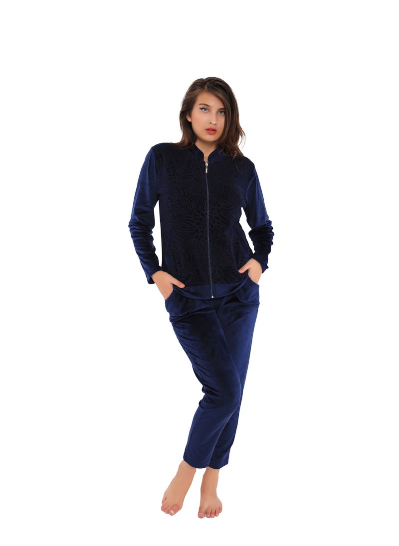 بيجامة قطيفة حريمي كم طويل مثالية للارتداء في الجو البارد - pzsku/Z575D3151F6ACE8039095Z/45/_/1731227880/5adea008-bf7e-4aa6-93e2-eb05d3b94a41