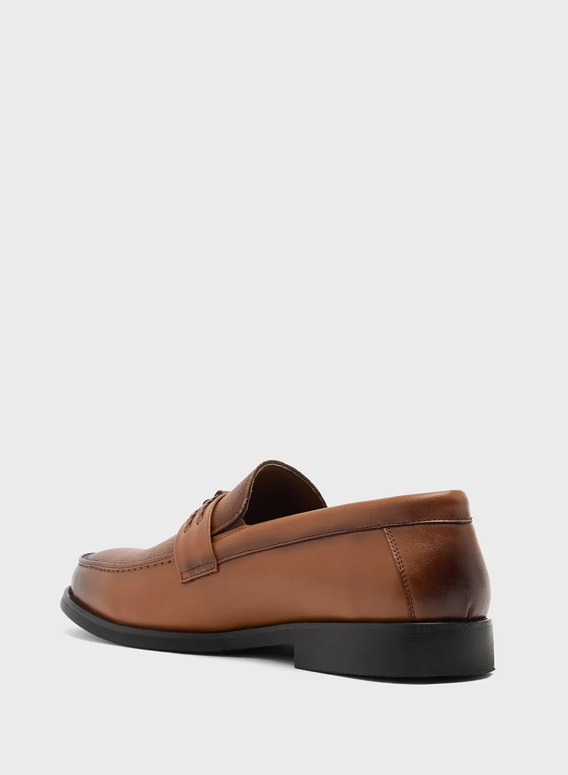 روبرت وود Classic Formal Arabic Slip Ons