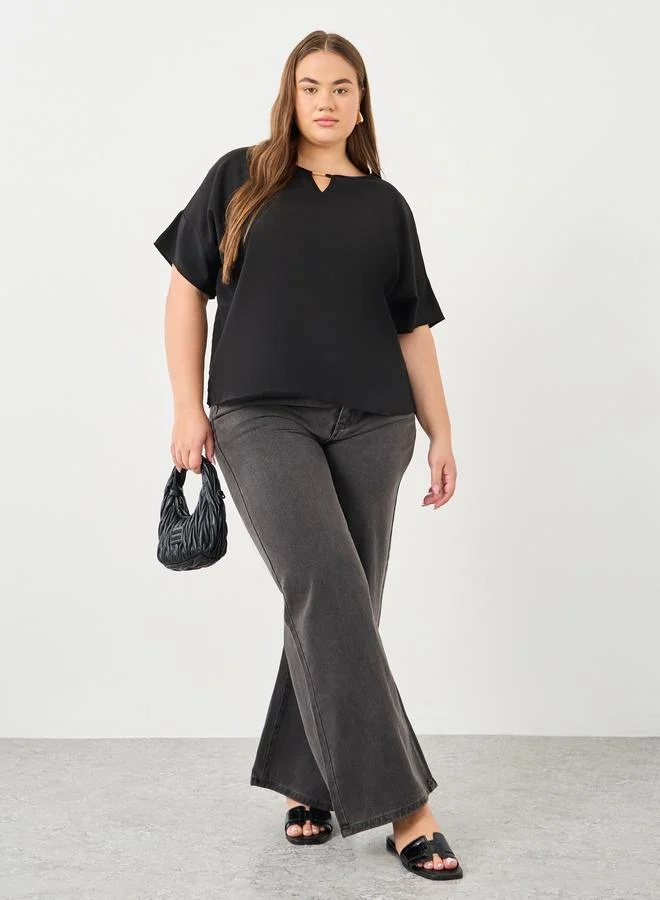 ستايلي Styli Plus Black Blouse with Keyhole Neck