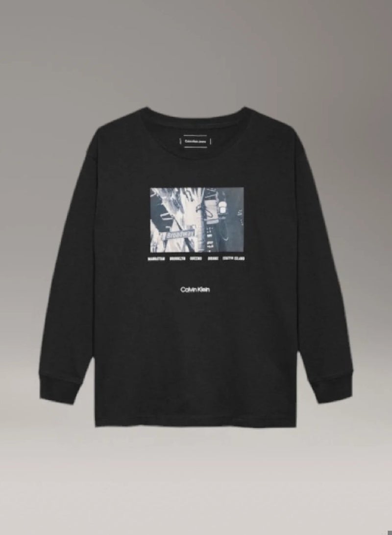 كالفن كلاين جينز تيشرت مزين برسومات شعار كلفن كلاين - Image 1