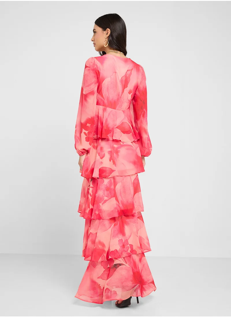 بريتي لافيش Ashton Ruffle Maxi Dress