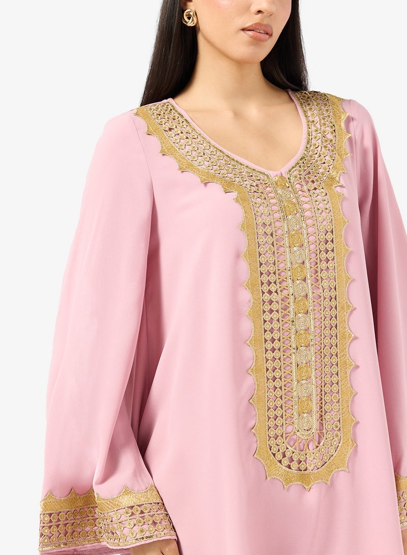 خزانة جلابية مطرزة - Image 3