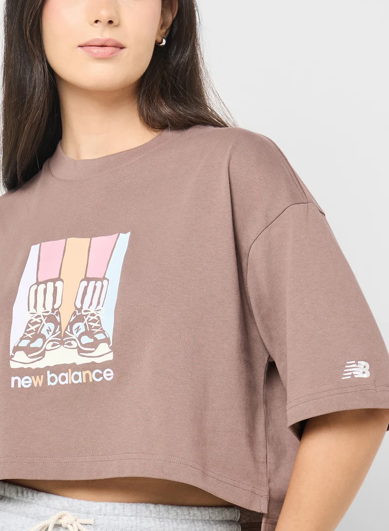 New Balance Athletics Gradient Shoes T-Shirt