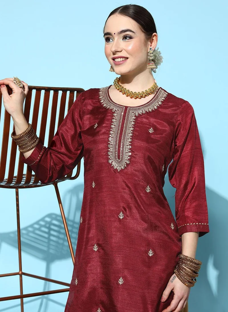 ISHIN Women's Maroon 100% Cotton Embroidered Tunic Regular Fit Kurta