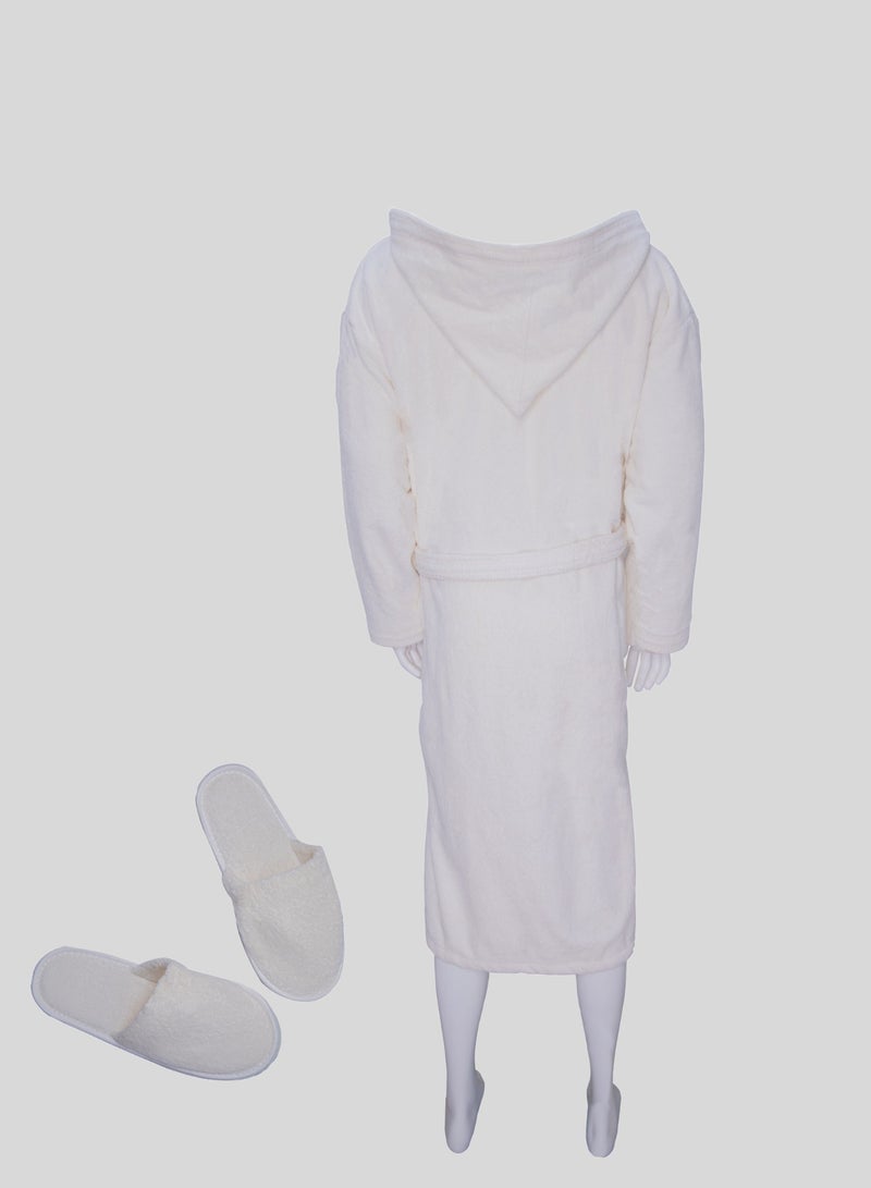 Banotex Luxurious Egyptian cotton bathrobe in white, suitable for men and women, comes with a cape, slippers, and a waist belt Available in sizes to suit everyone. - Image 4