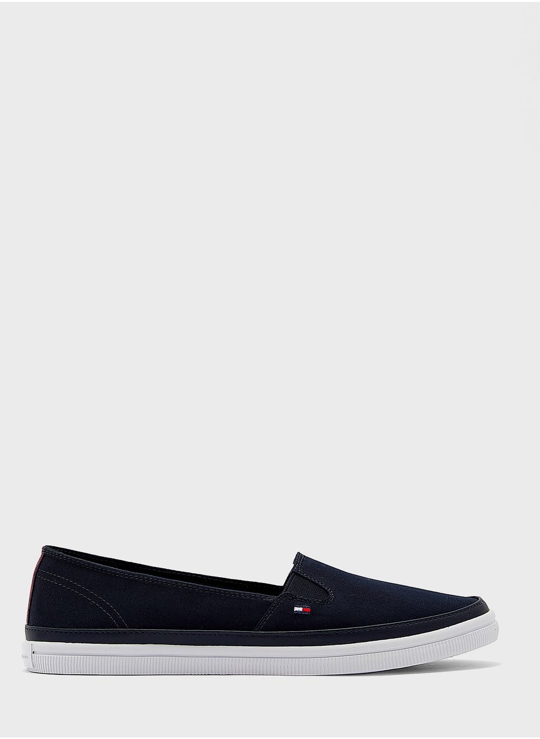 tommy hilfiger kesha slip on