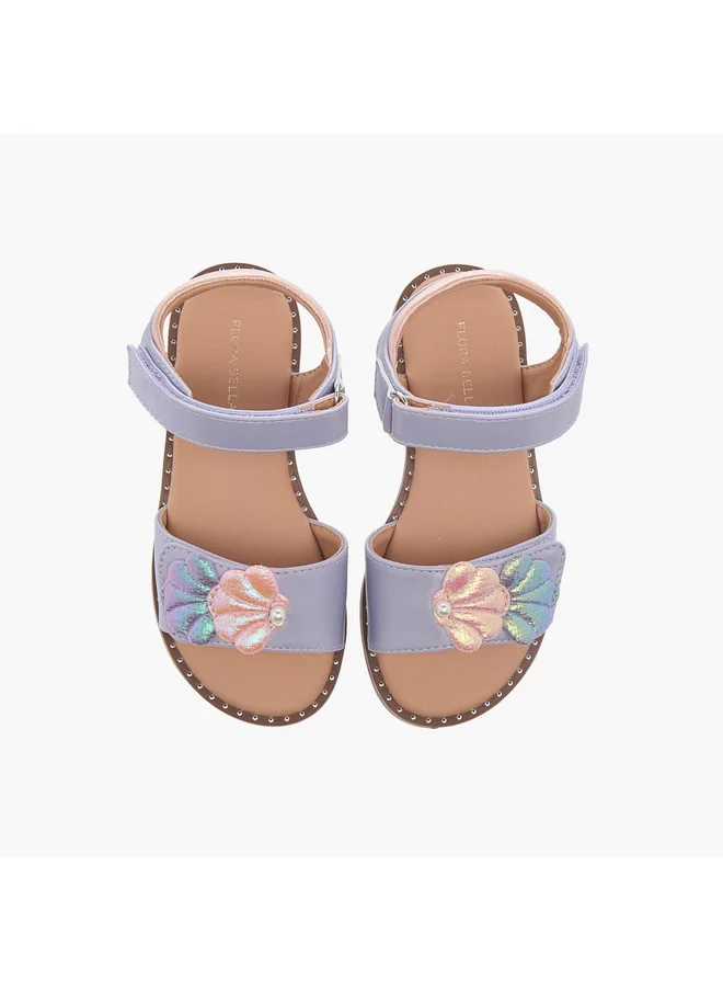 فلورا بيلا من شو إكسبرس Girls Seashell Applique Sandals with Hook and Loop Closure