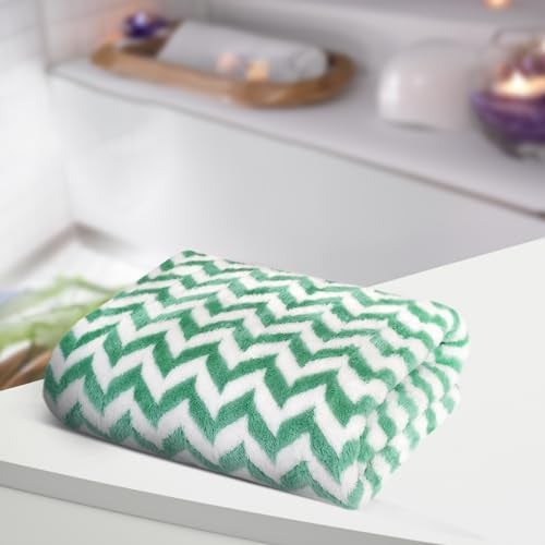 Status Contract Microfiber Towels for Bath-Soft Coral Fleece Towel with Hook Quick Dry Super Absorbent-Stripes Bath Towel for Men and Women-70 x 140 cm (White and Green) - Image 1