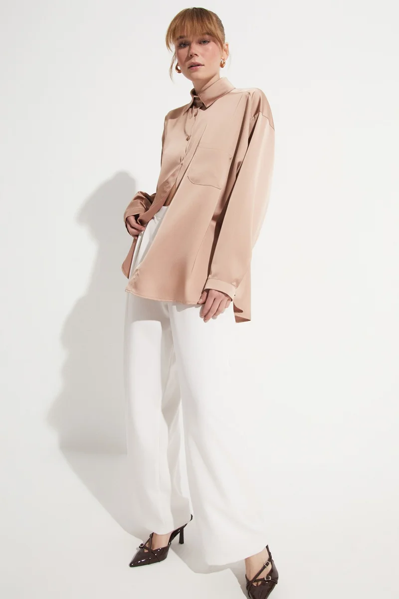 JUNE Satin Touch Shirt