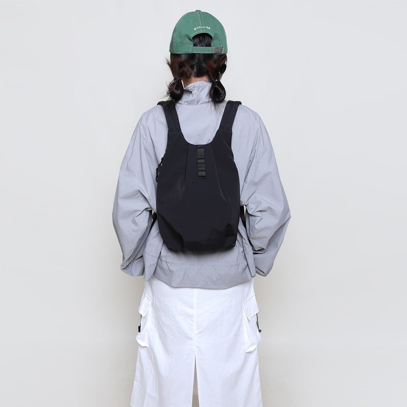 EHOOO Lightweight Breathable Outdoor Travel Backpack 20-35L for Men and Women - Image 1